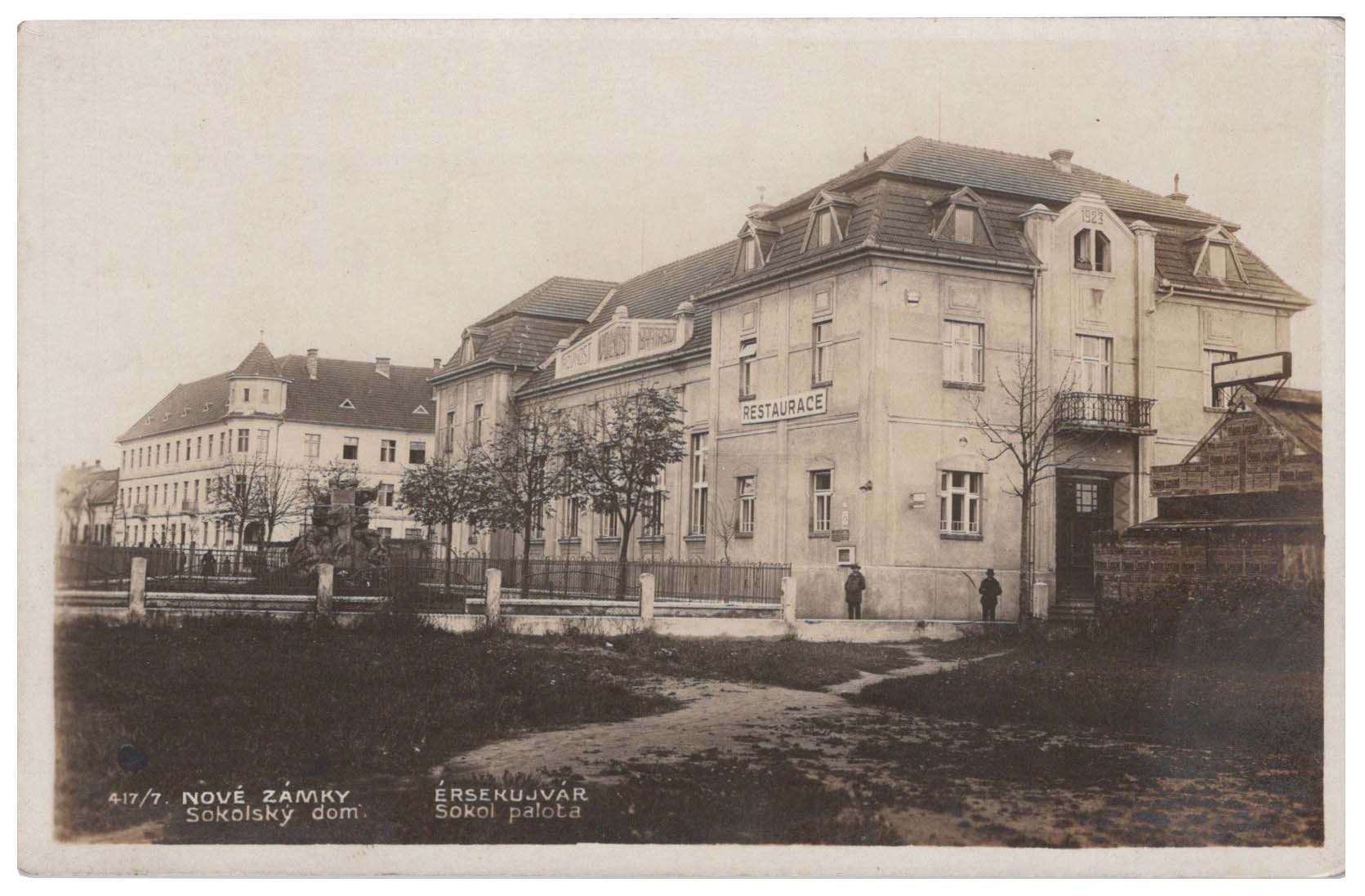 Nové Zámky - Érsekújvár - Sokolovňa