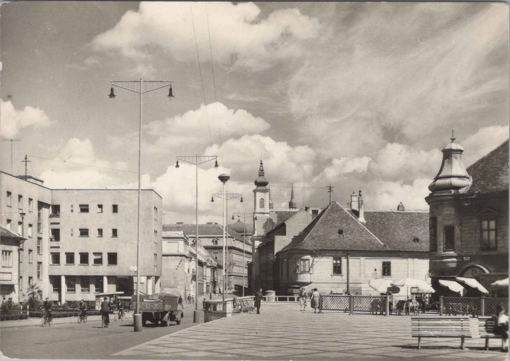 Trnava - Hviezdoslavova ulica